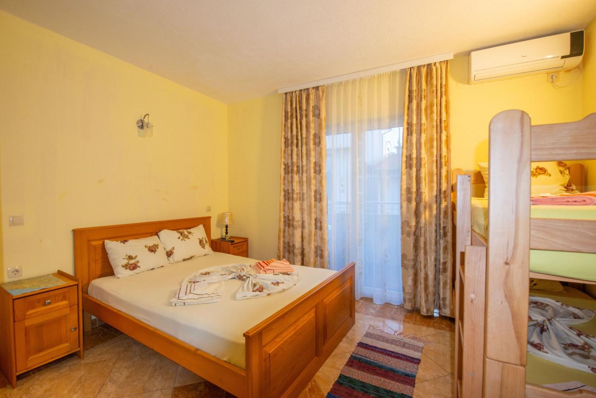 Apartments And Bungalow Casa Palma Ulcinj Exterior photo